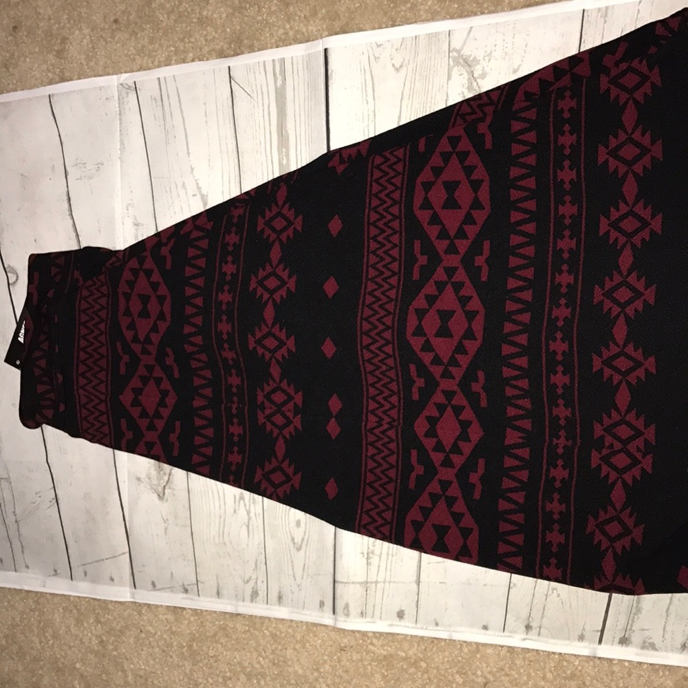 Midi skirt